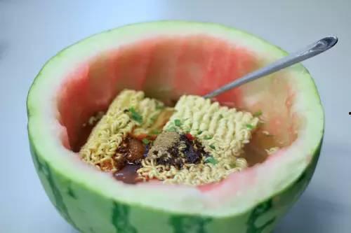 泡泡吃瓜官网,揭秘网络娱乐新潮流